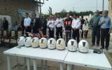 توزیع ۵۰ کلاه ایمنی رایگان میان موتورسواران روستاهای جویبار در مازندران توزیع ۵۰ کلاه ایمنی رایگان میان موتورسواران روستاهای جویبار در مازندران